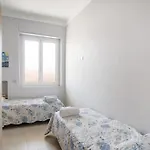 Ariston - Casino - Private Parking Glamour 1 *